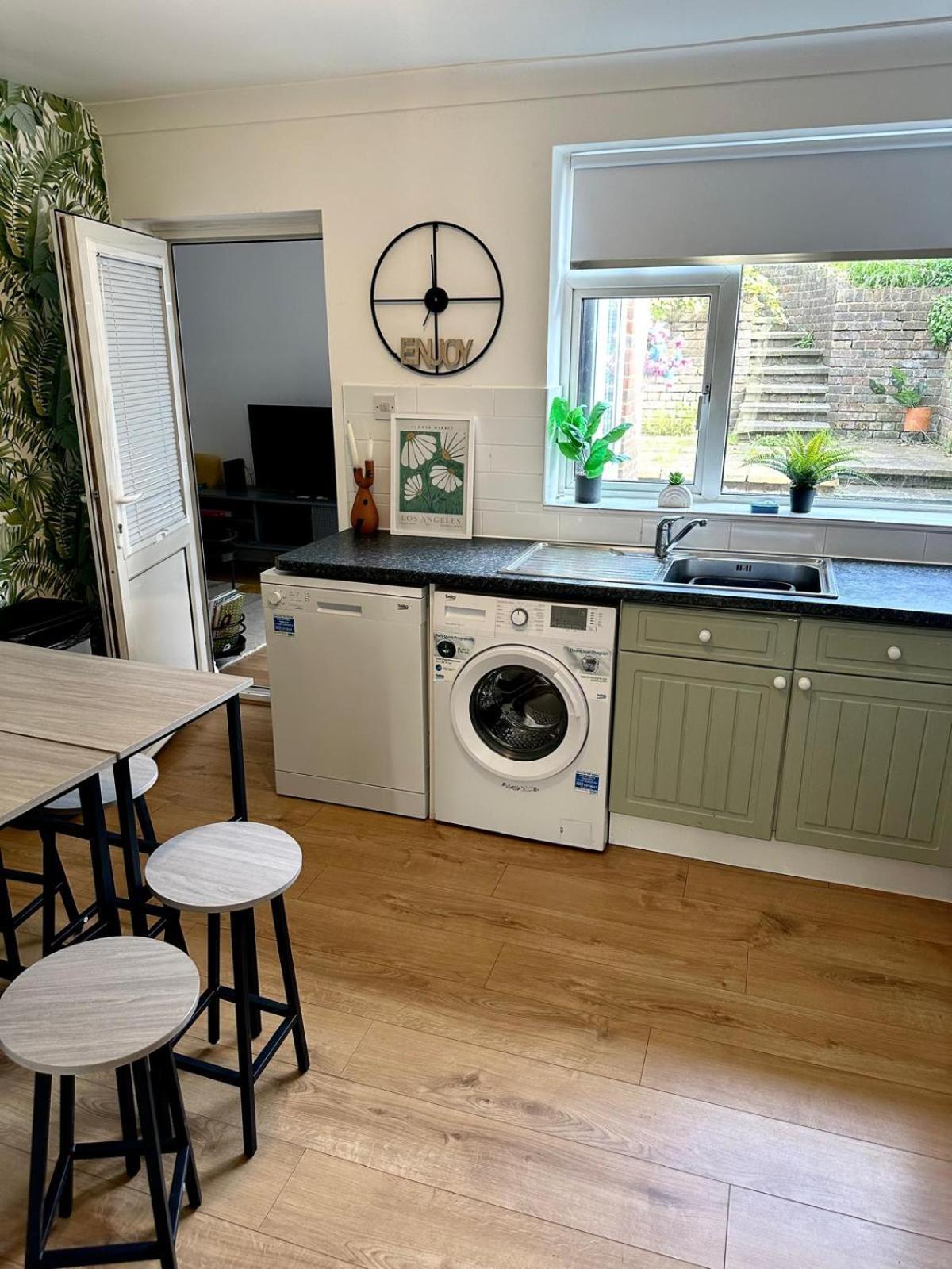 Deluxe Beach House Brighton Ngoại thất bức ảnh